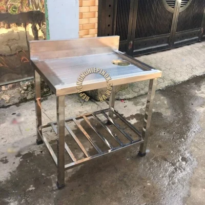 BÀN INOX CÓ LỖ XẢ RÁC